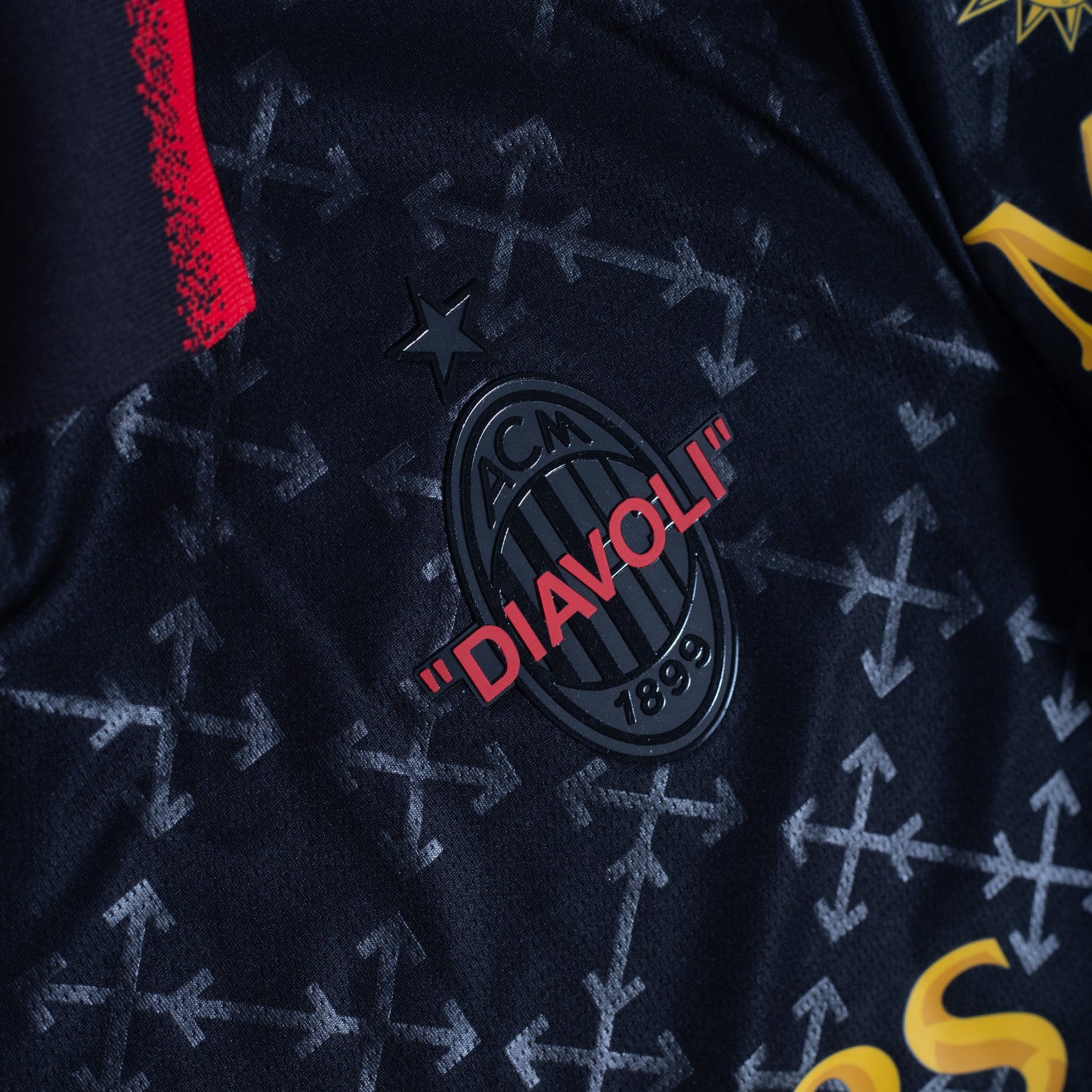 Camisa Off-White x AC Milan