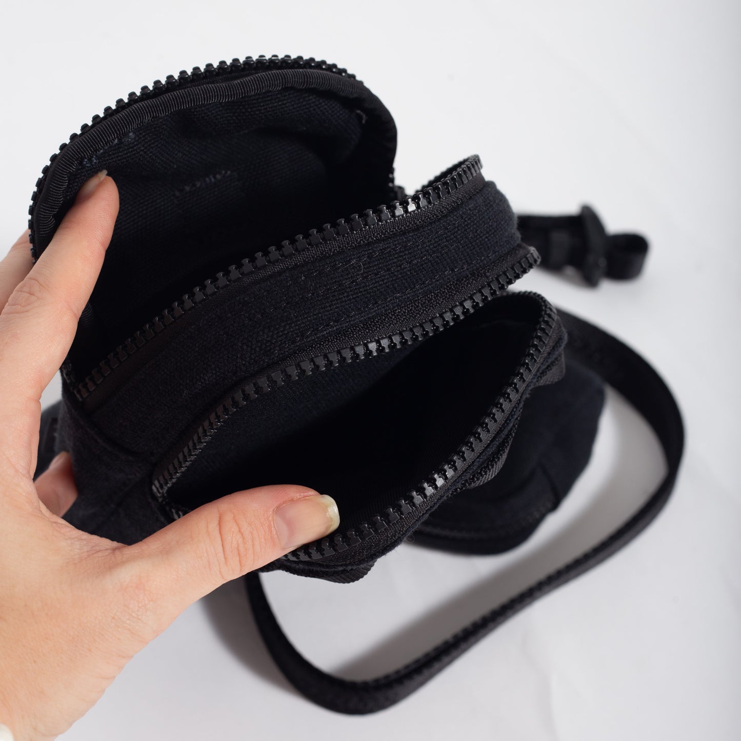 Shoulder Bag Supreme Mini Pouch