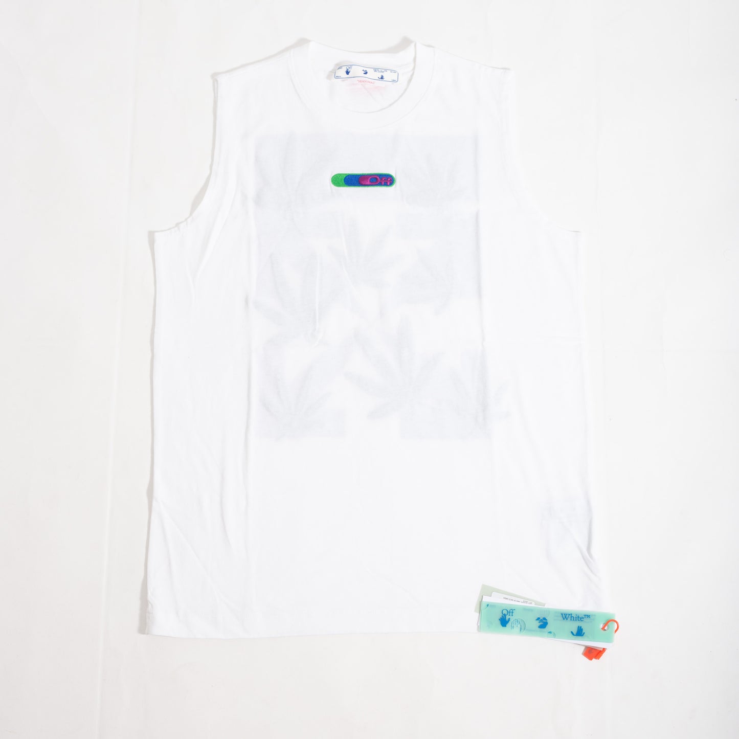 Regata OFF White Cannabis