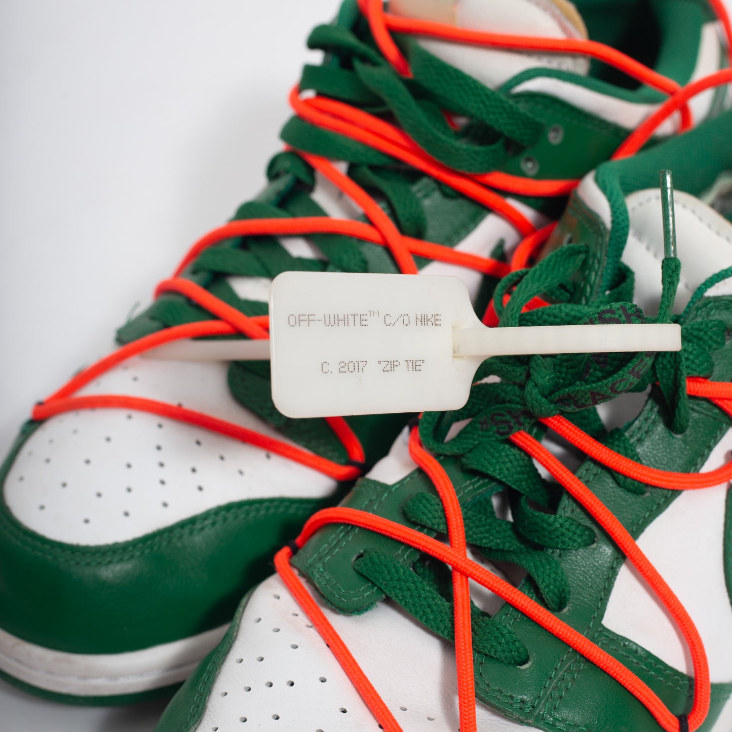Off-White x Nike Dunk Pine Green (VNDS)