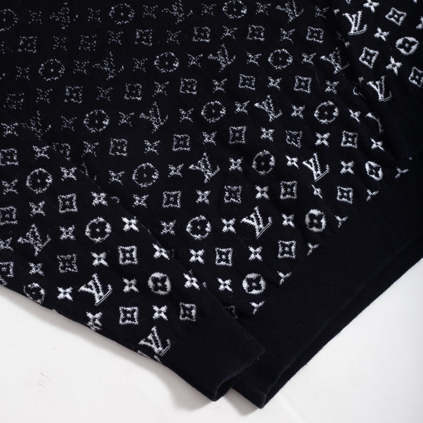 Sueter Louis Vuitton (VNDS)