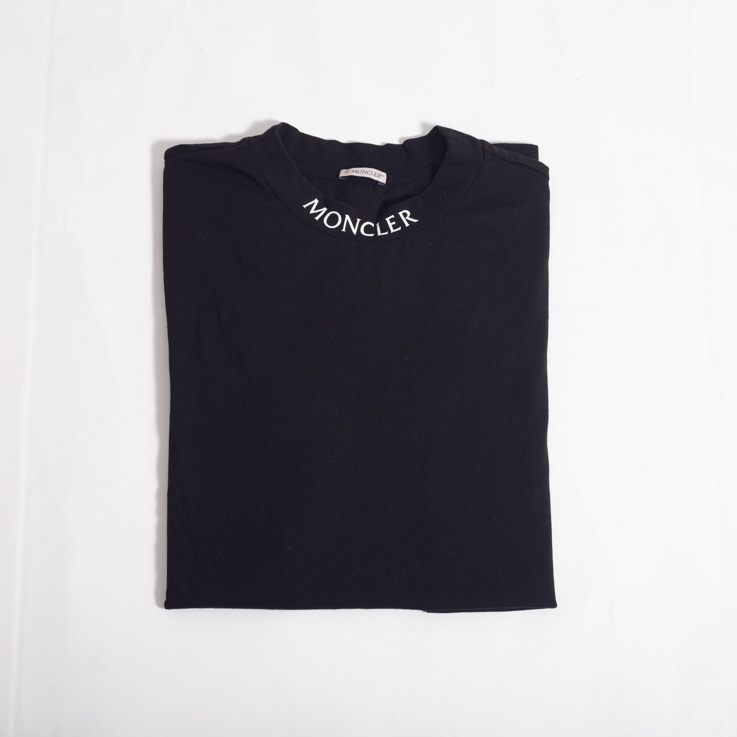 Camiseta Moncler (NOVA)
