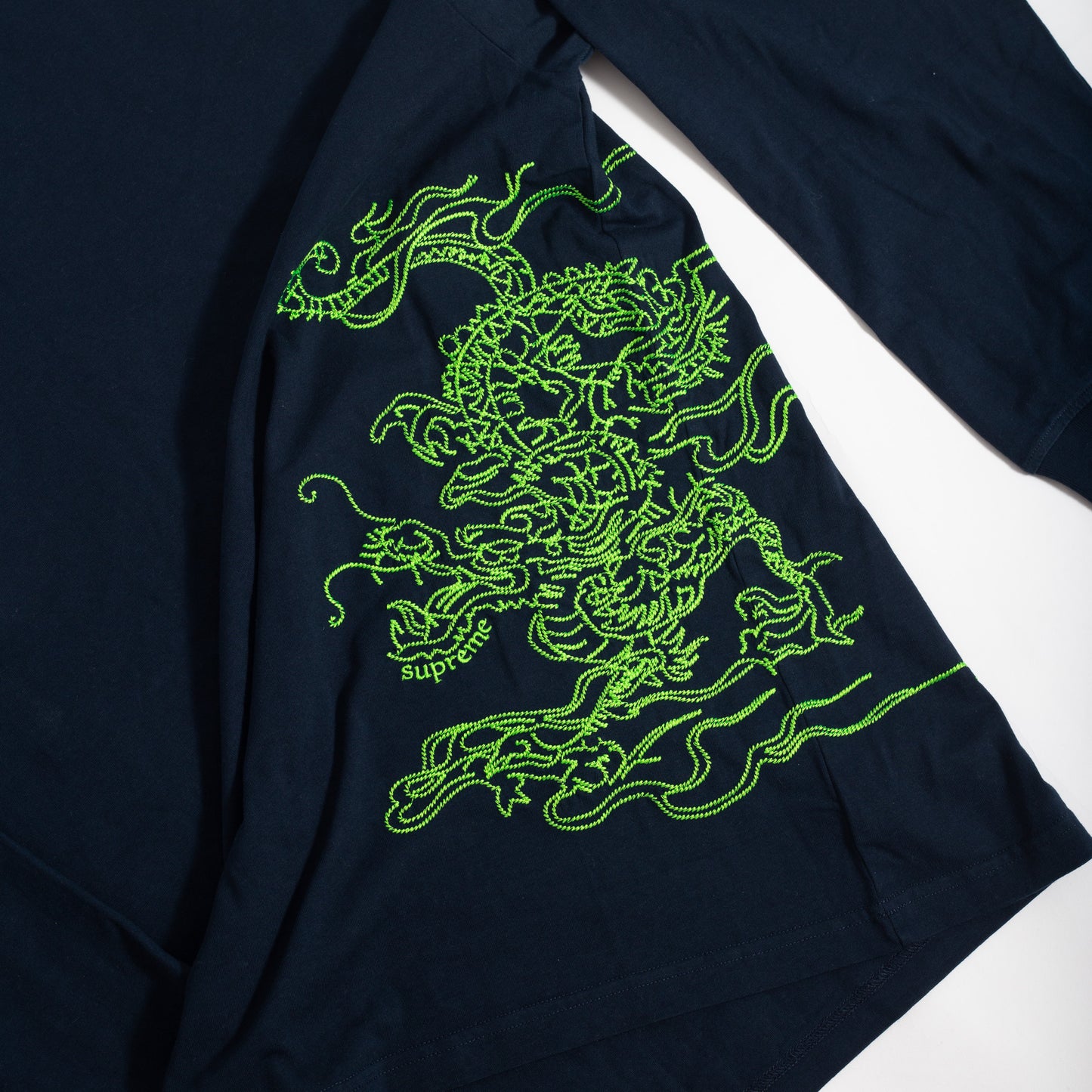 Camiseta Supreme Dragon