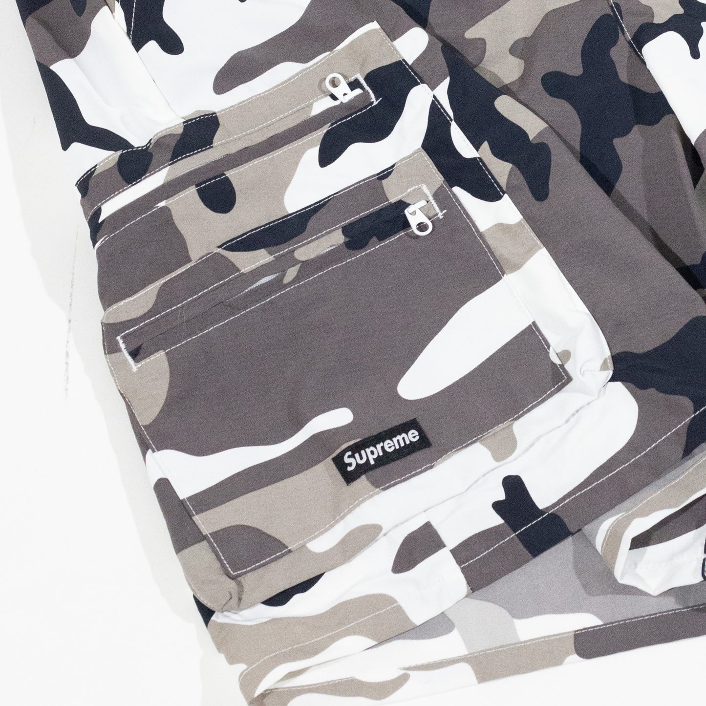 Bermuda Supreme Cargo Water Camo - Snow Camo