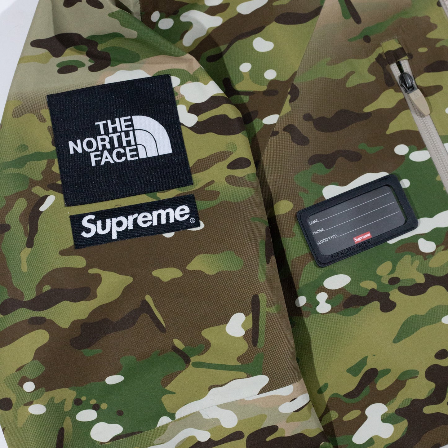 Jaqueta Supreme x The North Face - Summit Series GORE-TEX