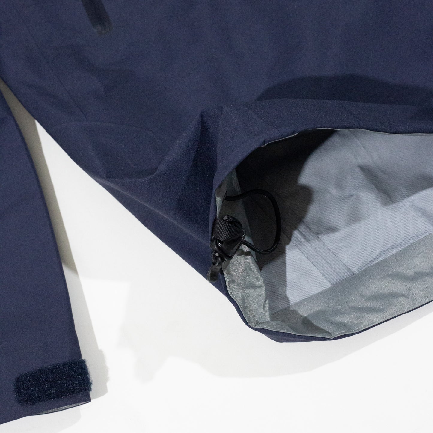 Jaqueta Arcteryx Beta Goretex - Black Sapphire