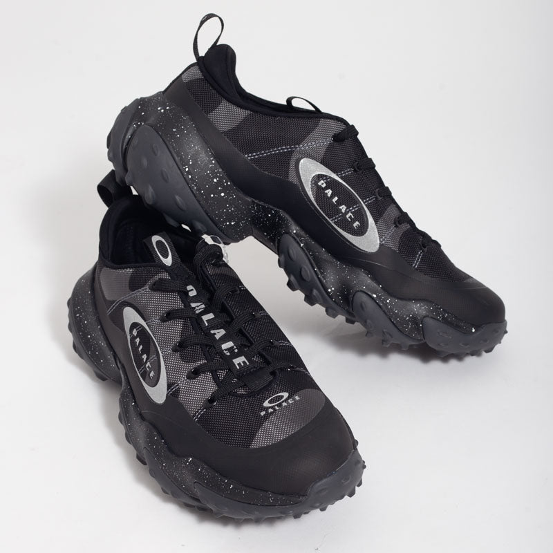 Tênis Palace x Oakley Edge Flex