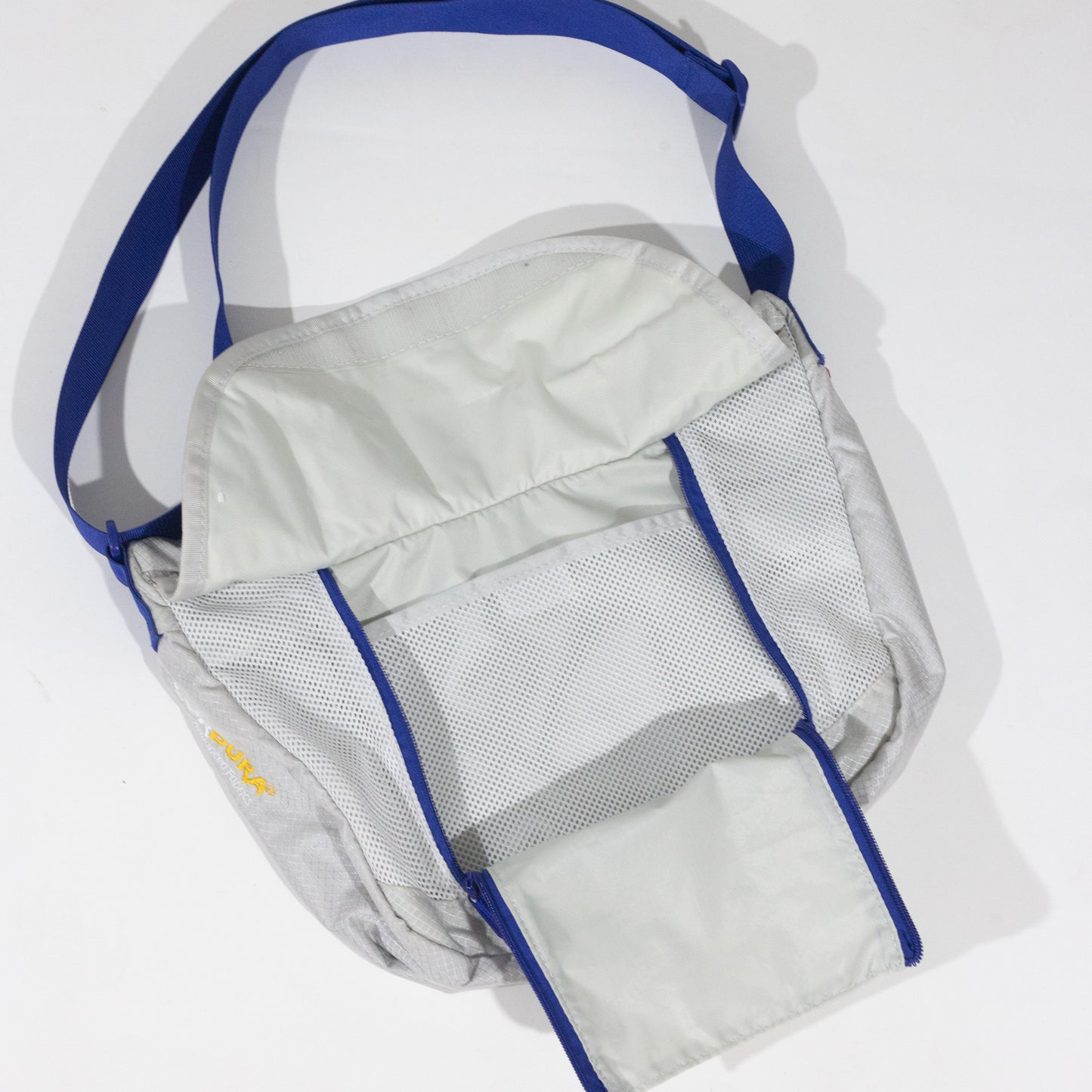 Messenger Supreme Cordura SS22