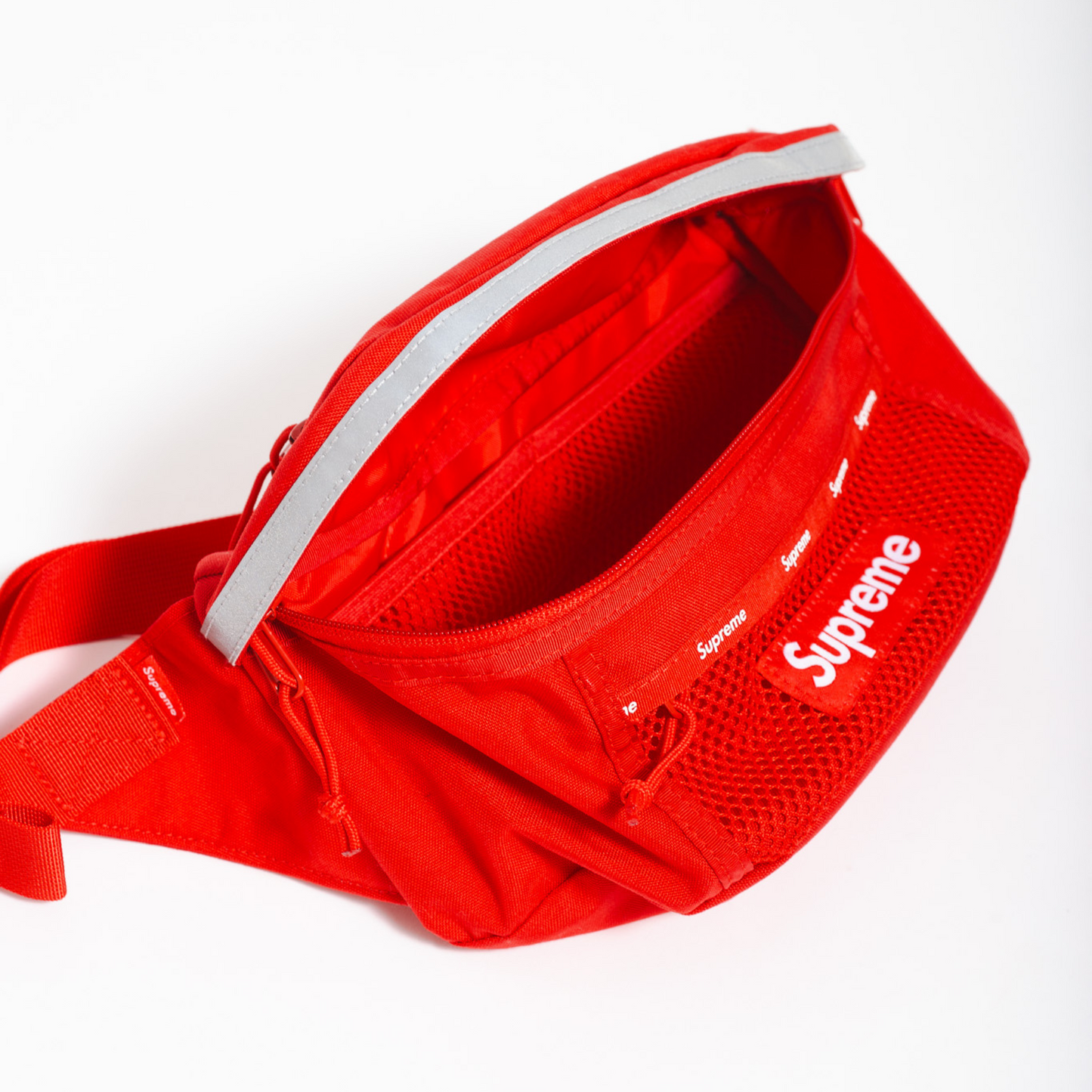 Pochete Waist Bag Supreme