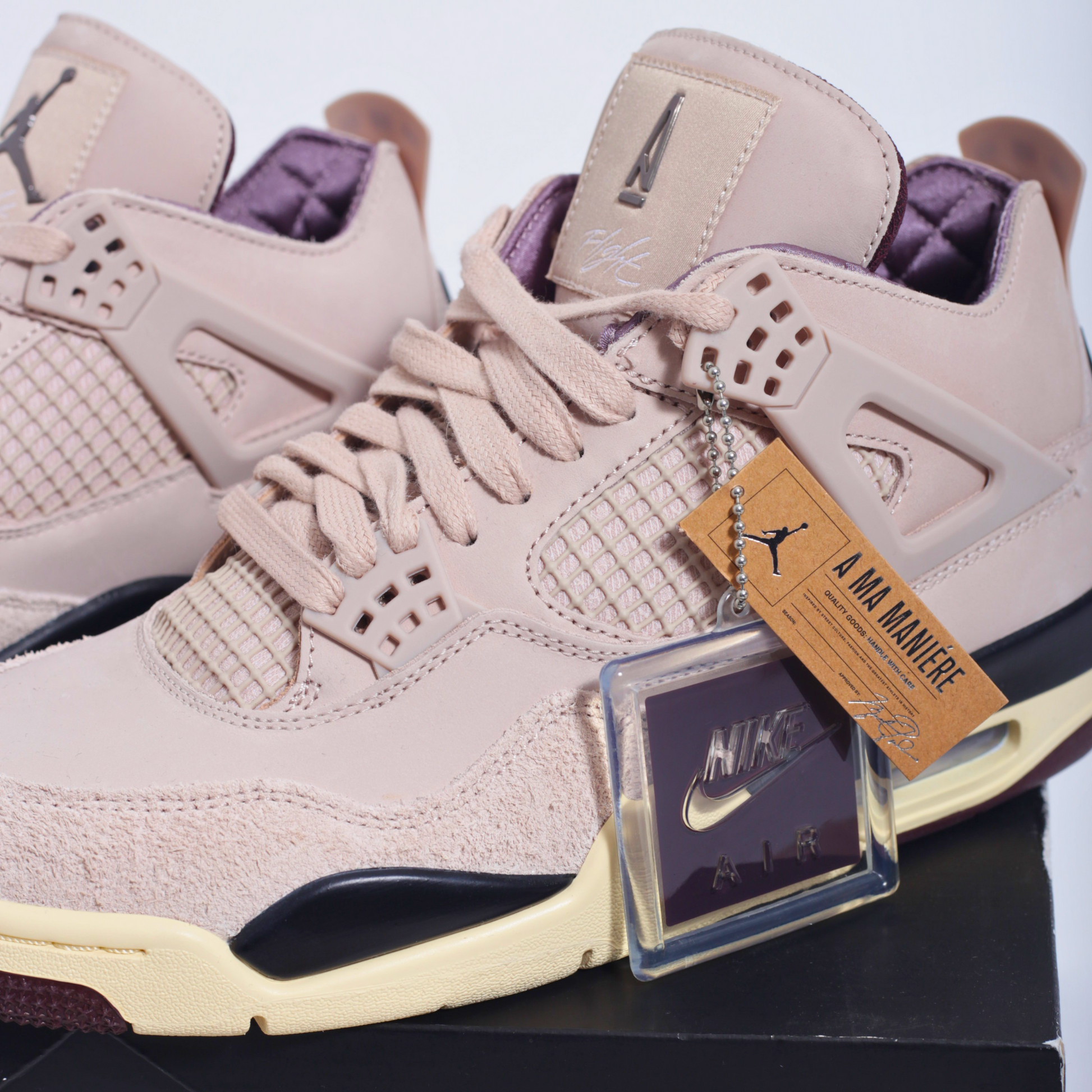 Nike A Ma Maniere x Air Jordan 4 Nike A Ma Maniere x Air Jordan 4