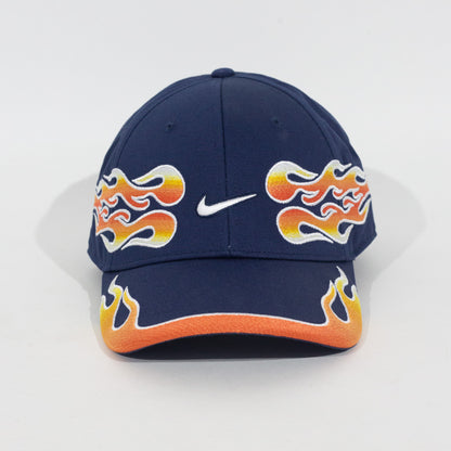 Boné Nike Club Flames