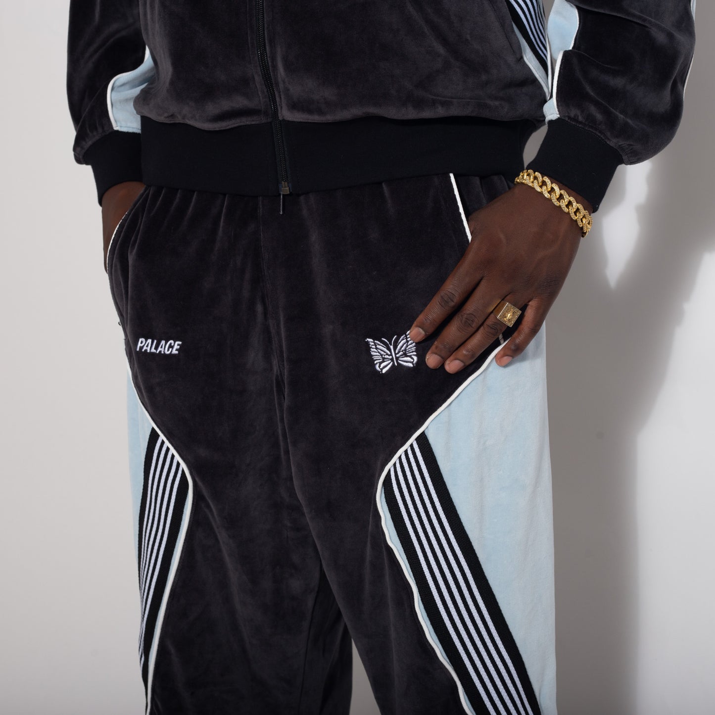 Calça Palace x Needles