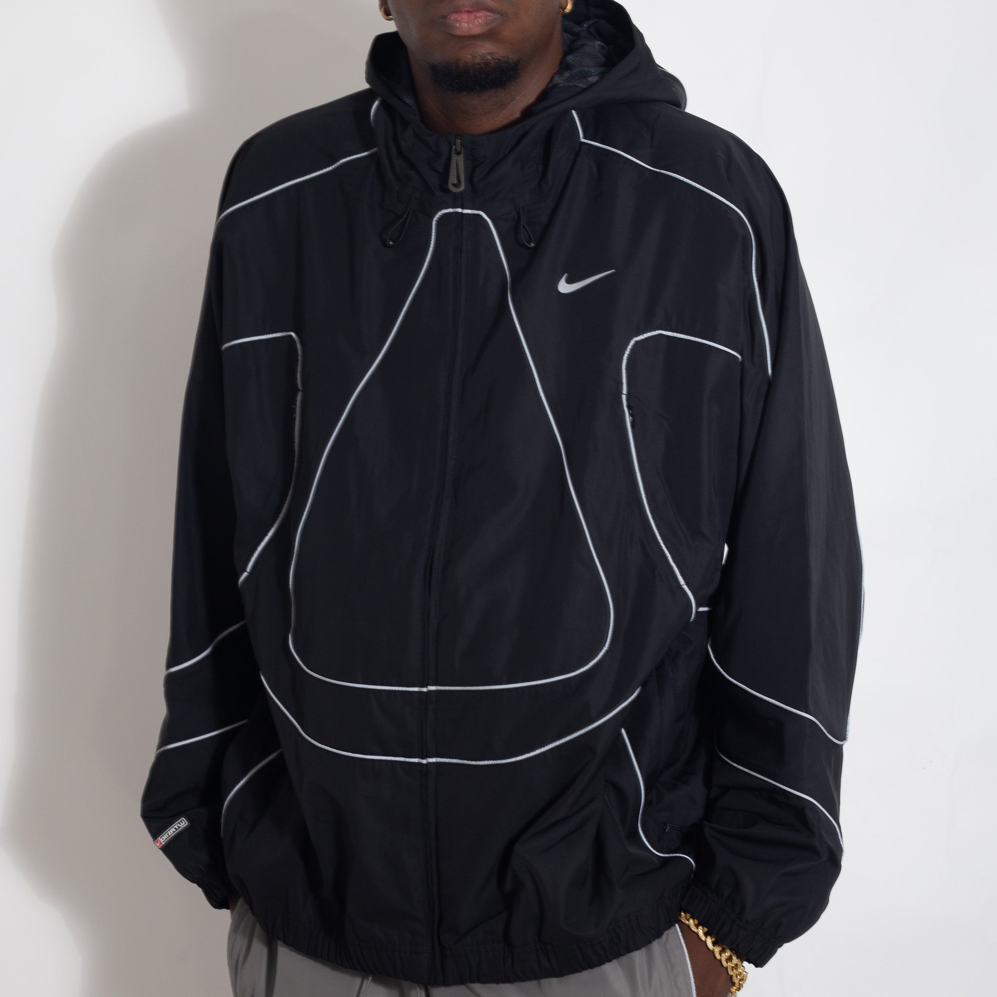 Jaqueta Nike x Corteiz Preta – Anota o kit