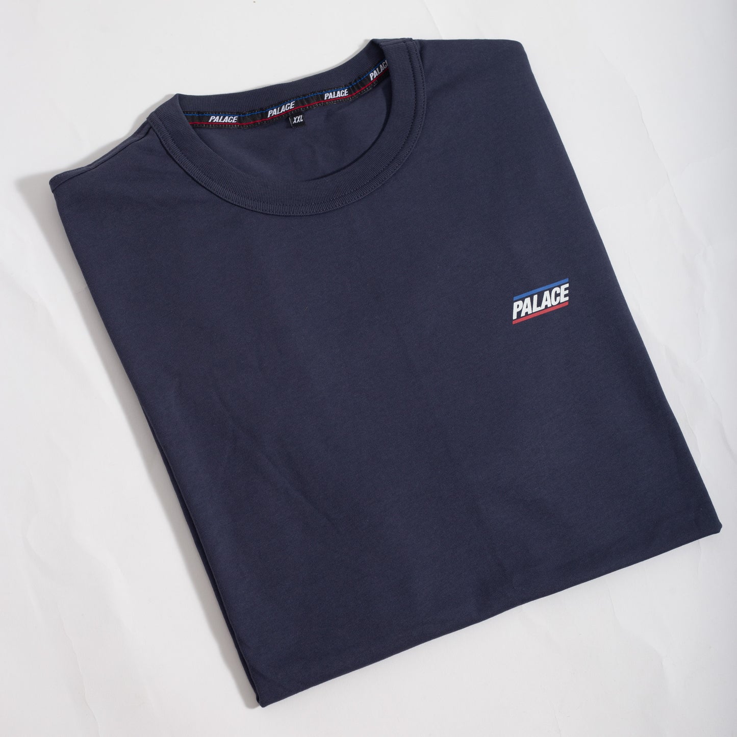 Camiseta Palace Basically