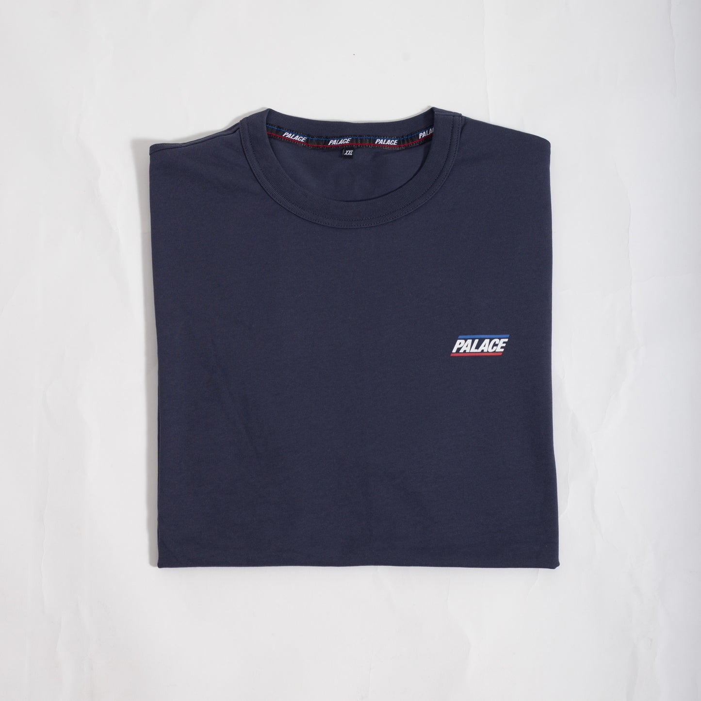 Camiseta Palace Basically