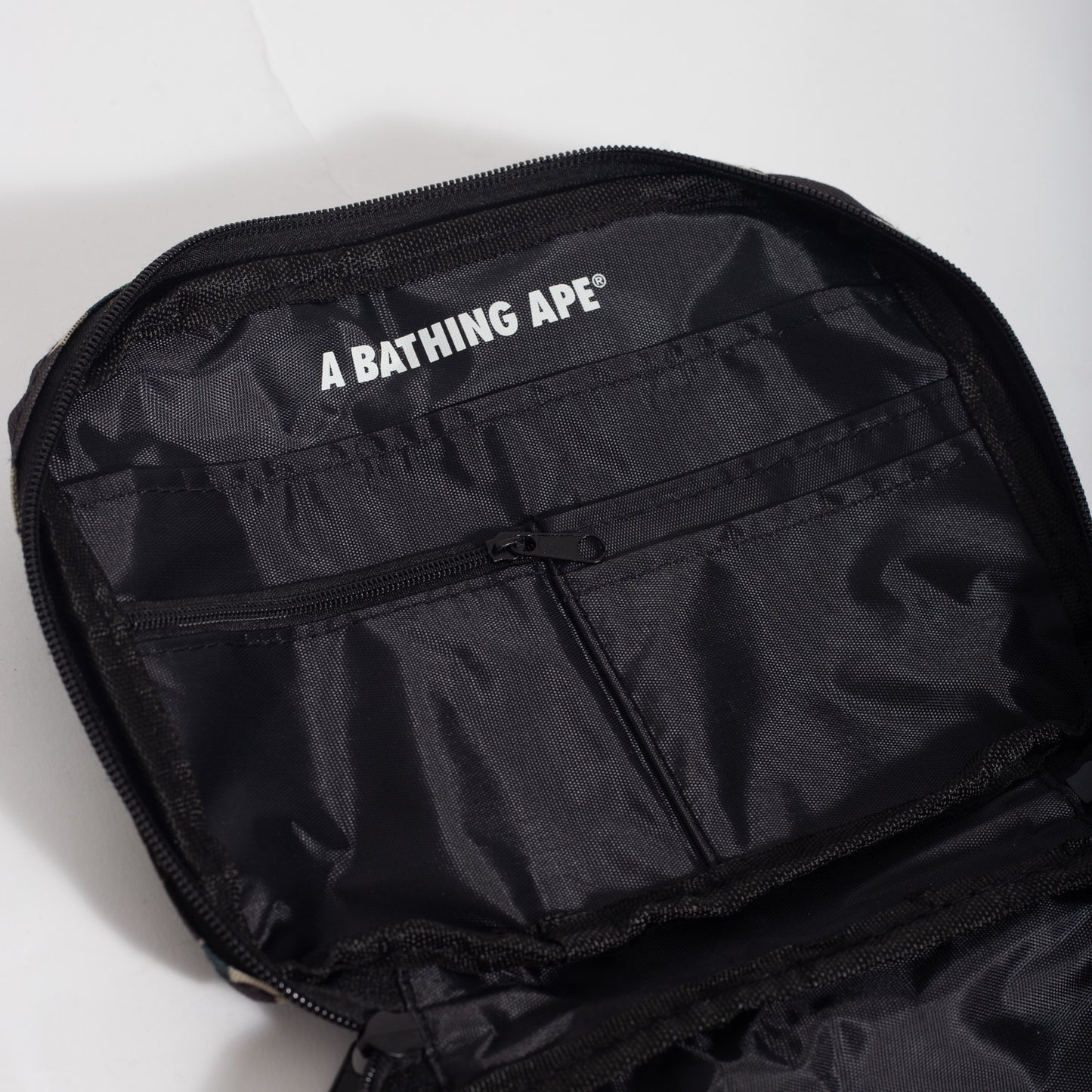 Necessaire BAPE