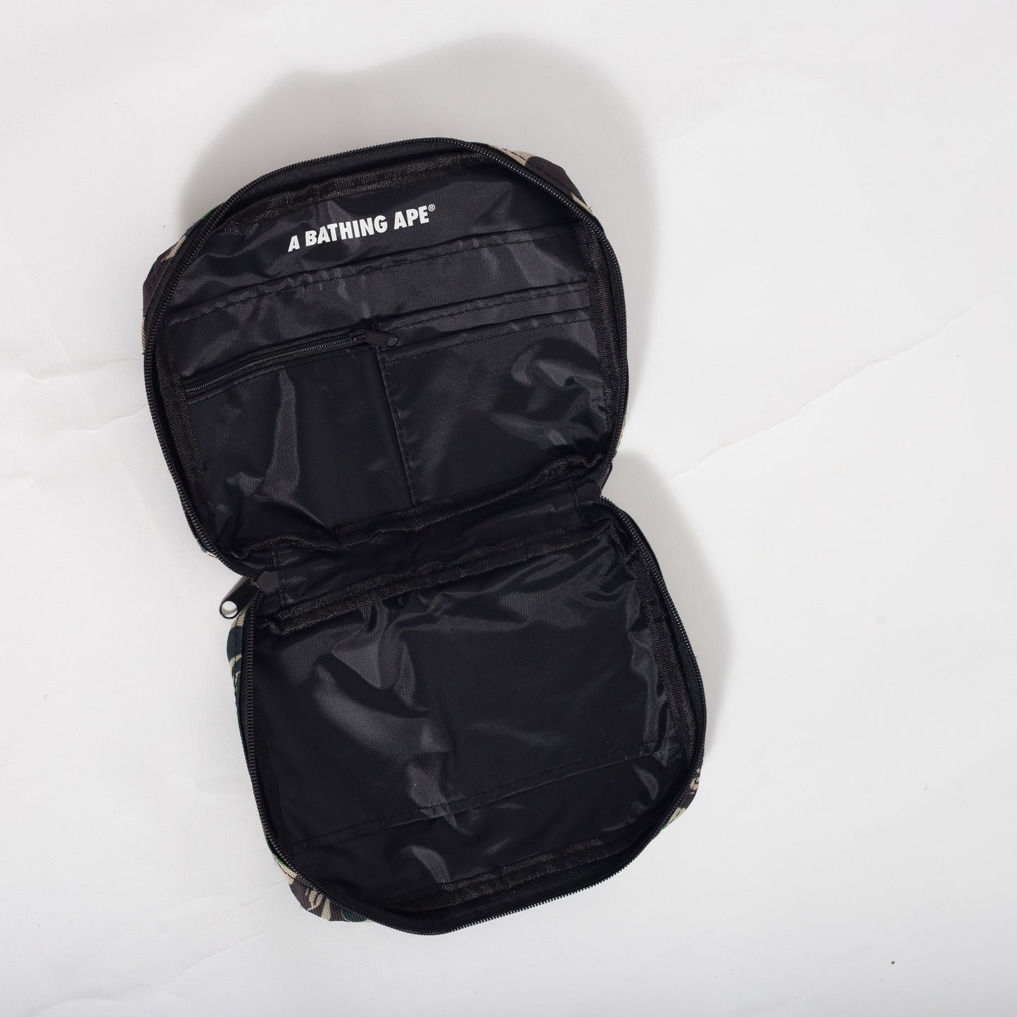 Necessaire BAPE