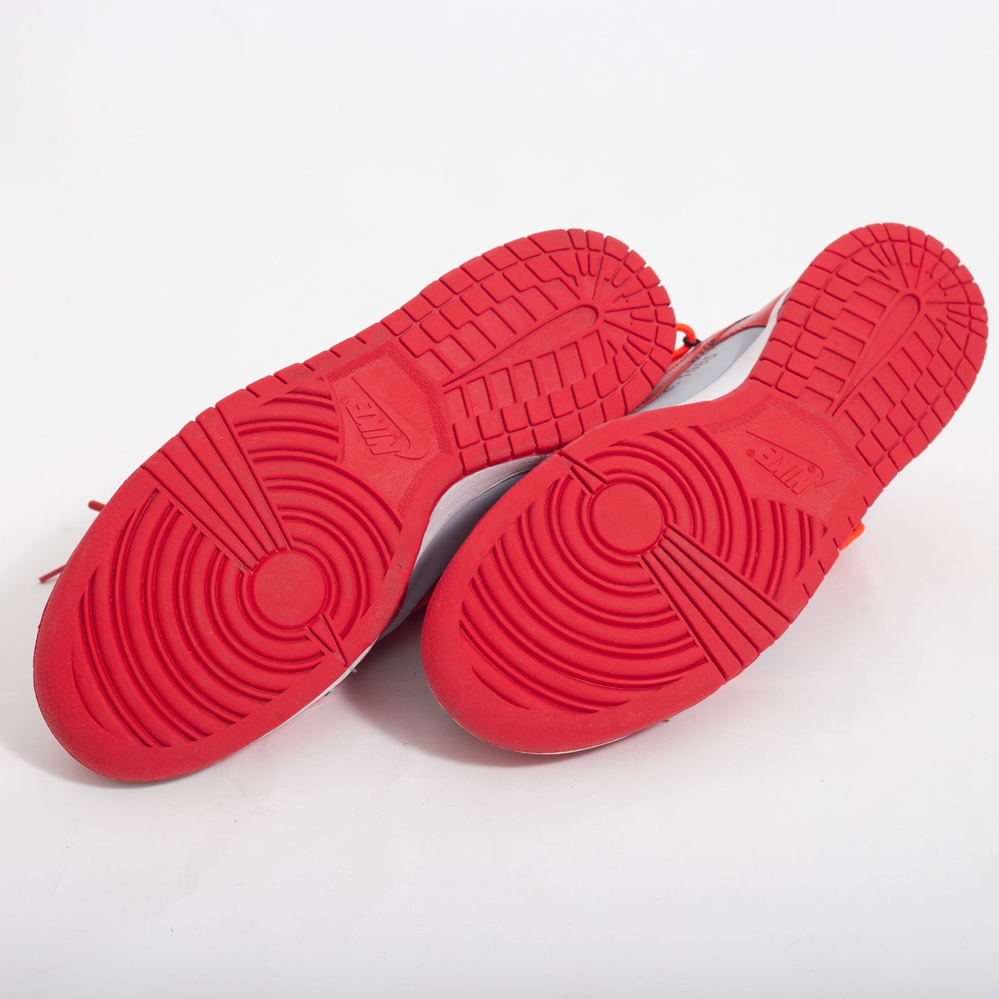 Off-White x Nike Dunk University Red (SEMINOVO)
