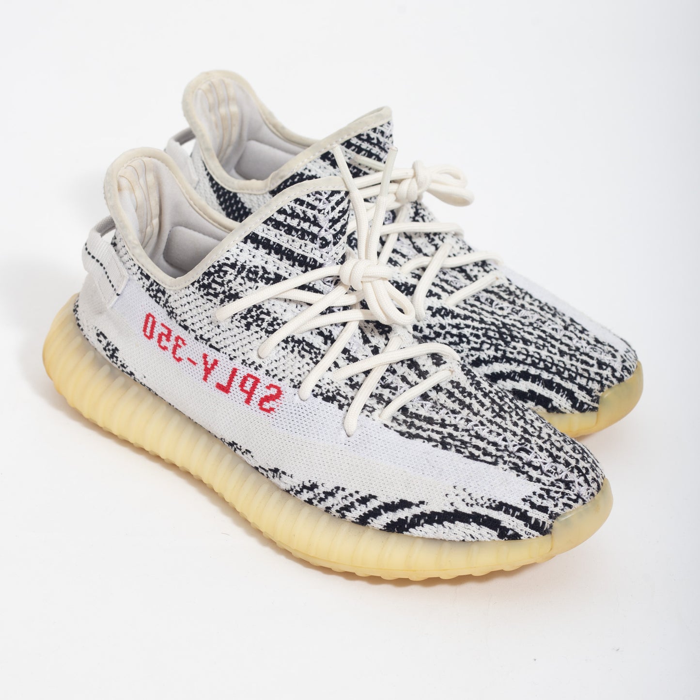 Yeezy Boost 350 V2 Zebra (USADO)