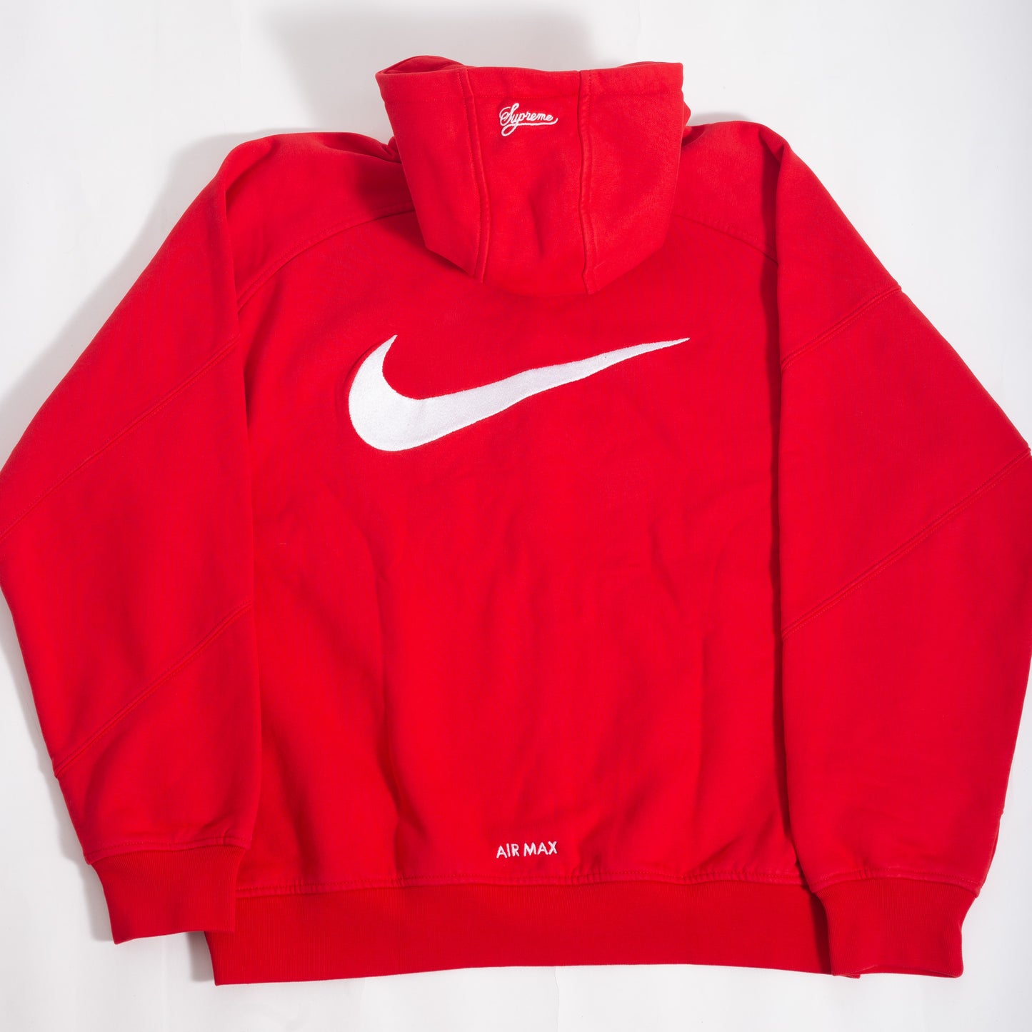 Jaqueta Nike x Supreme
