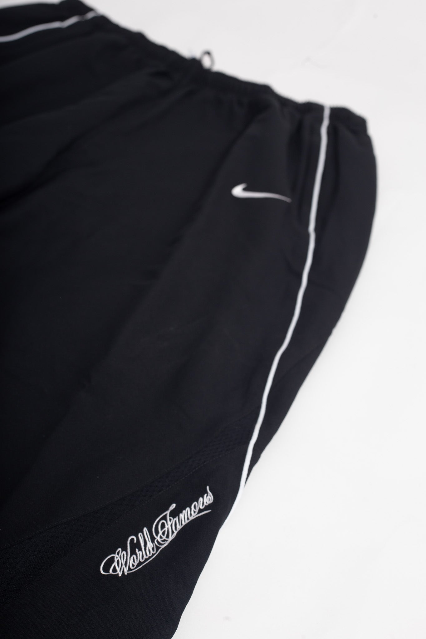 Calça Nike x Supreme