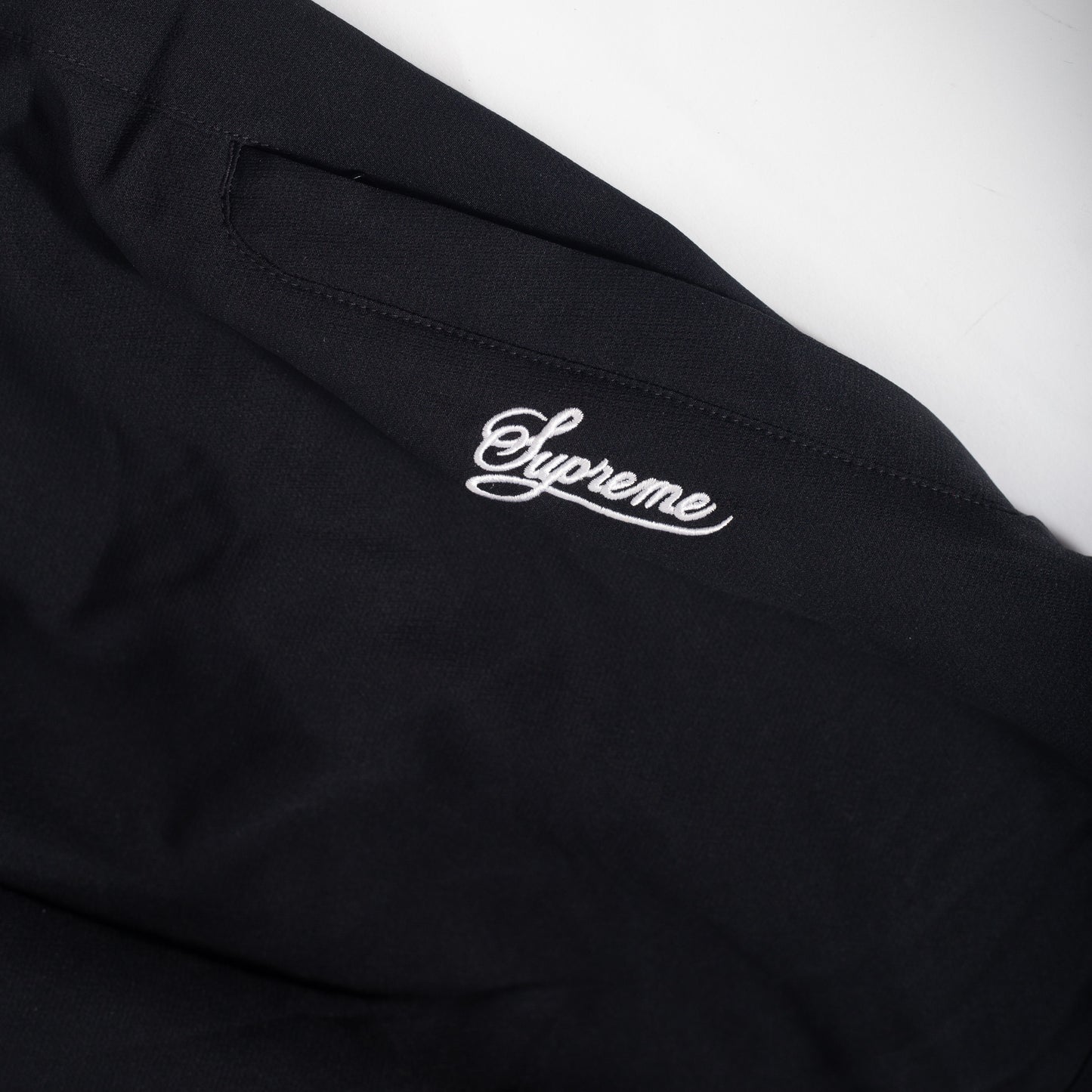 Calça Nike x Supreme