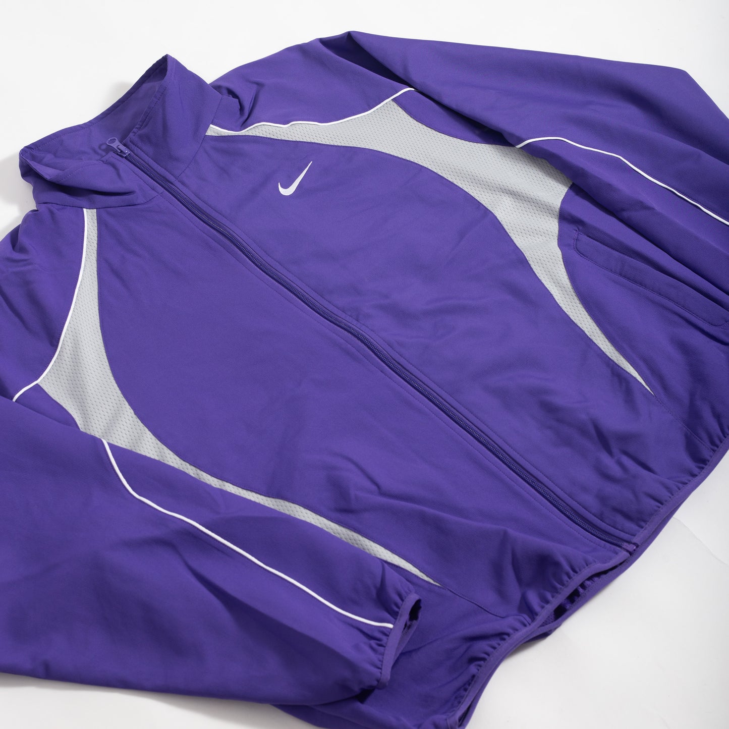 Jaqueta Nike x Supreme