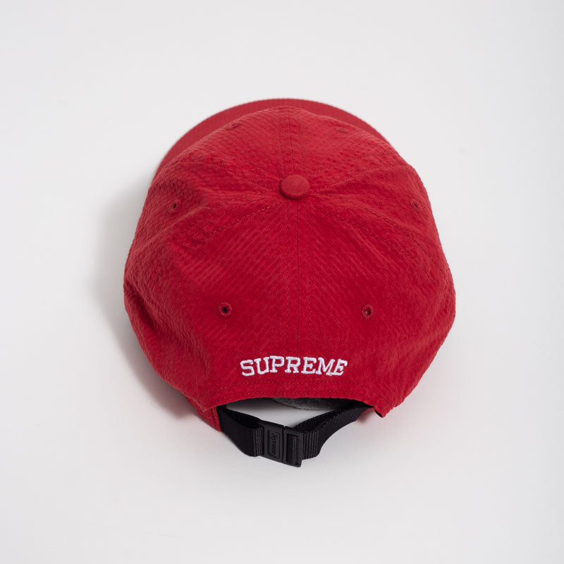 Bone Supreme S Logo Vermelho