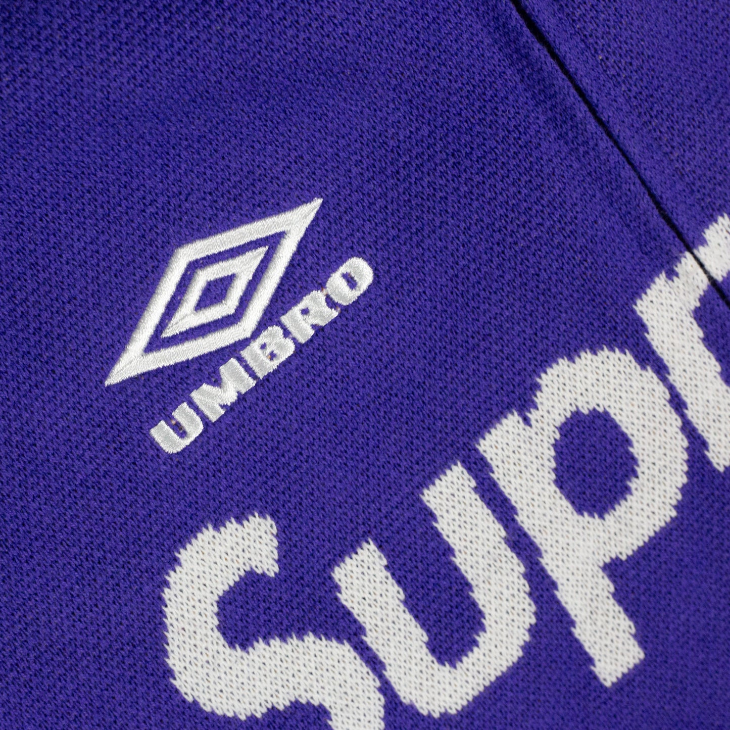 Jaqueta Supreme x Umbro Roxo