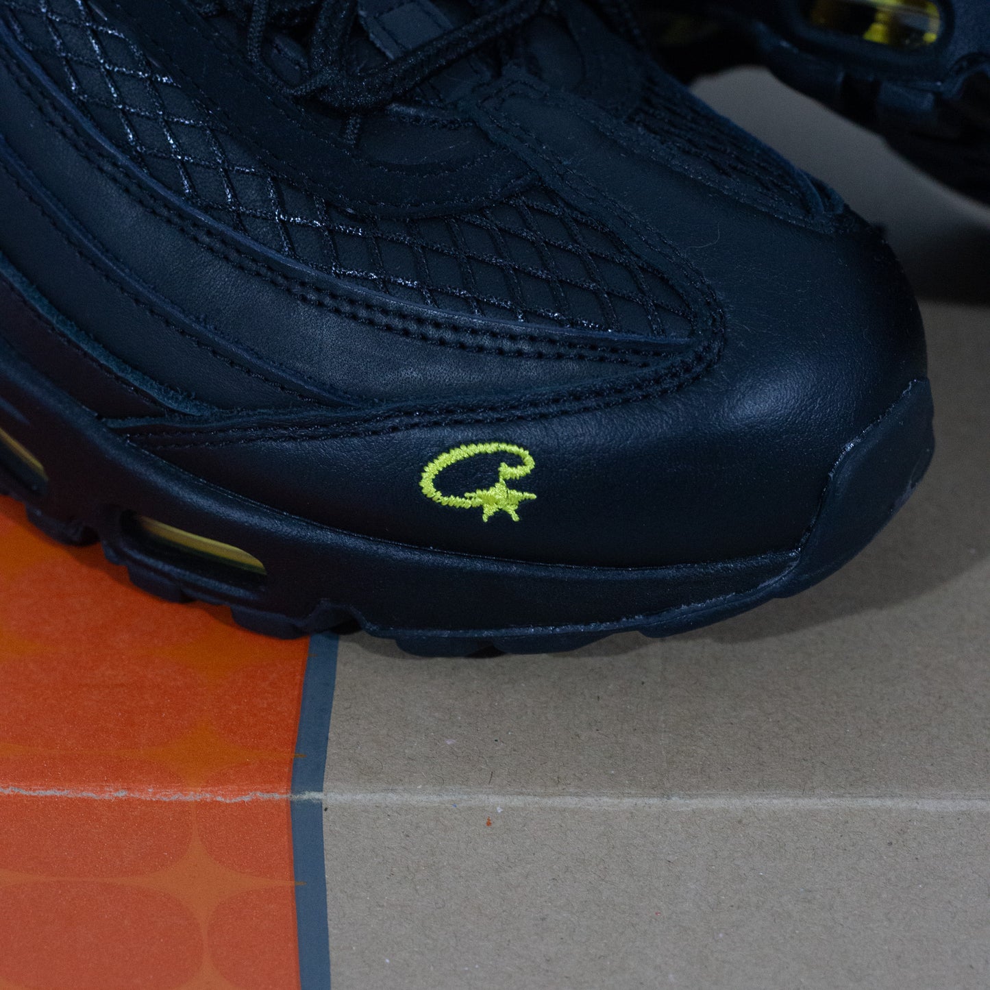 Aix Max Nike x Corteiz Honey Black