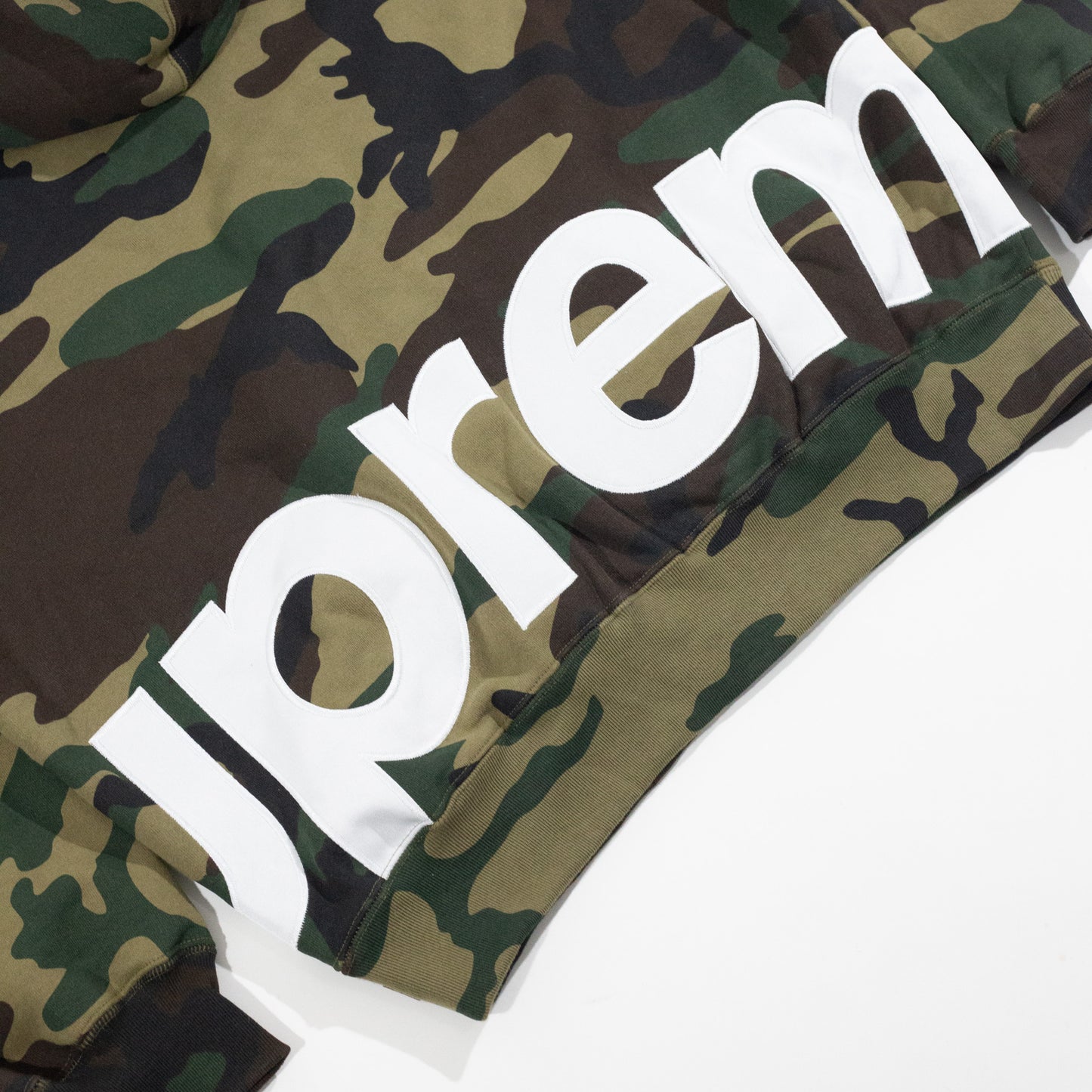 Jaqueta Supreme Big Logo Camo
