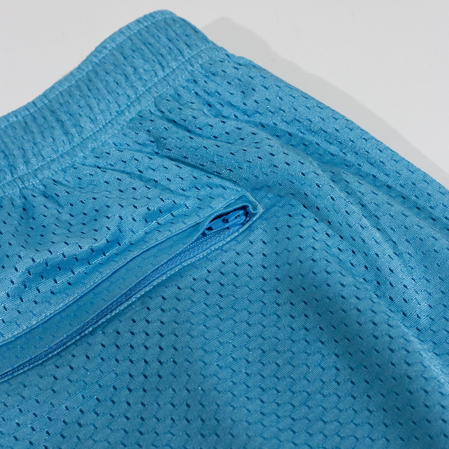 Bermuda Supreme Small Box Baggy Mesh Azul