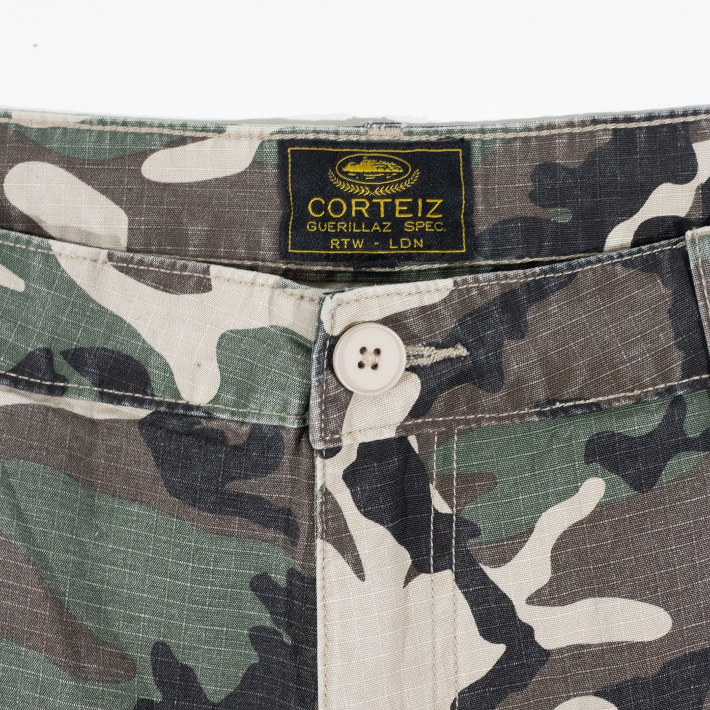 Bermuda Corteiz Guerillaz Cargo Short Camo
