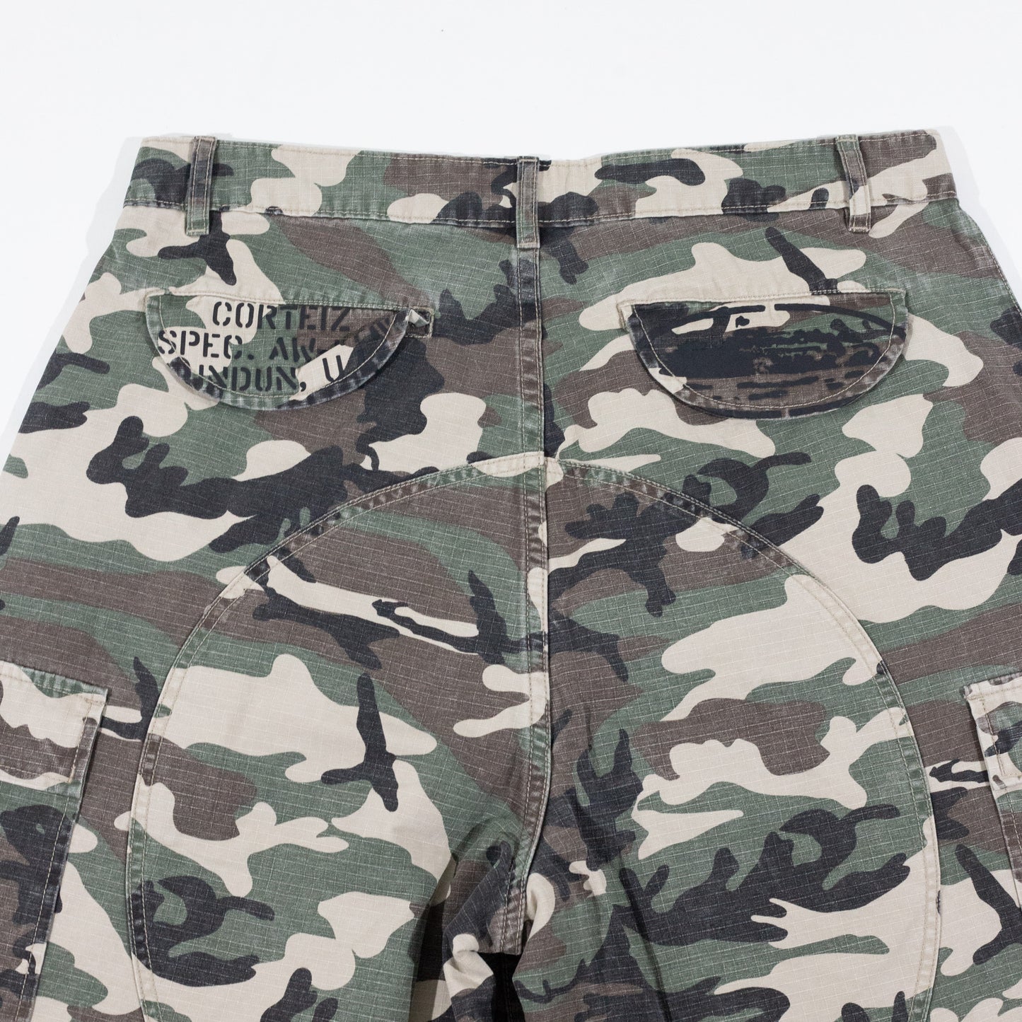 Bermuda Corteiz Guerillaz Cargo Short Camo