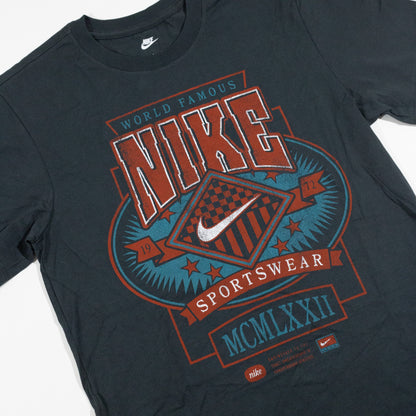 Camiseta Nike World Famous