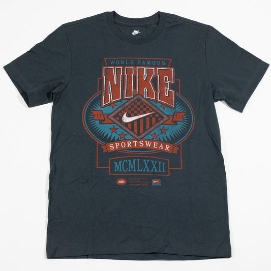 Camiseta Nike World Famous