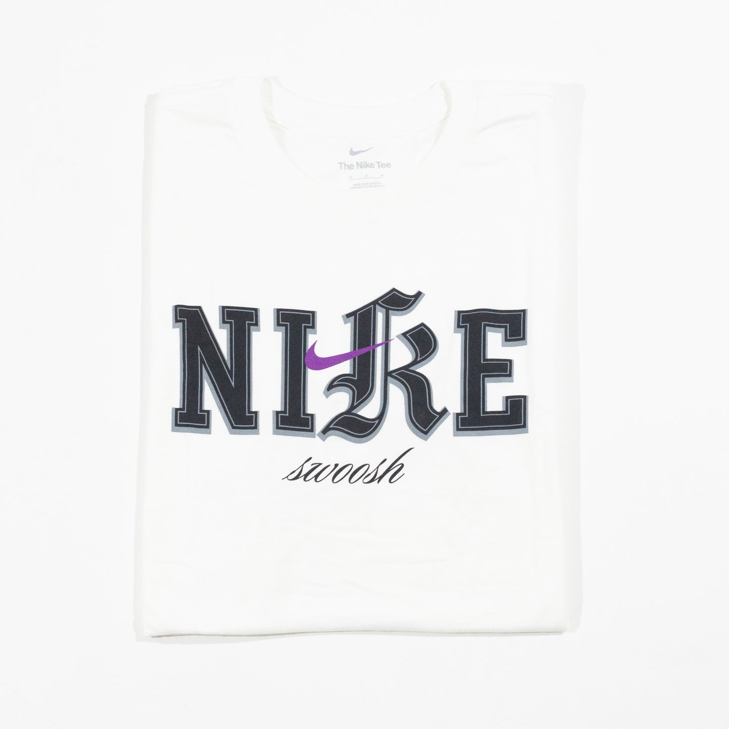 Camiseta Nike Branca Graphic