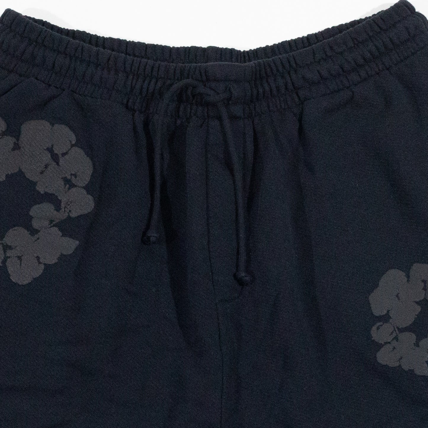 Bermuda Denim Mono Wreath Sweatshorts All Black