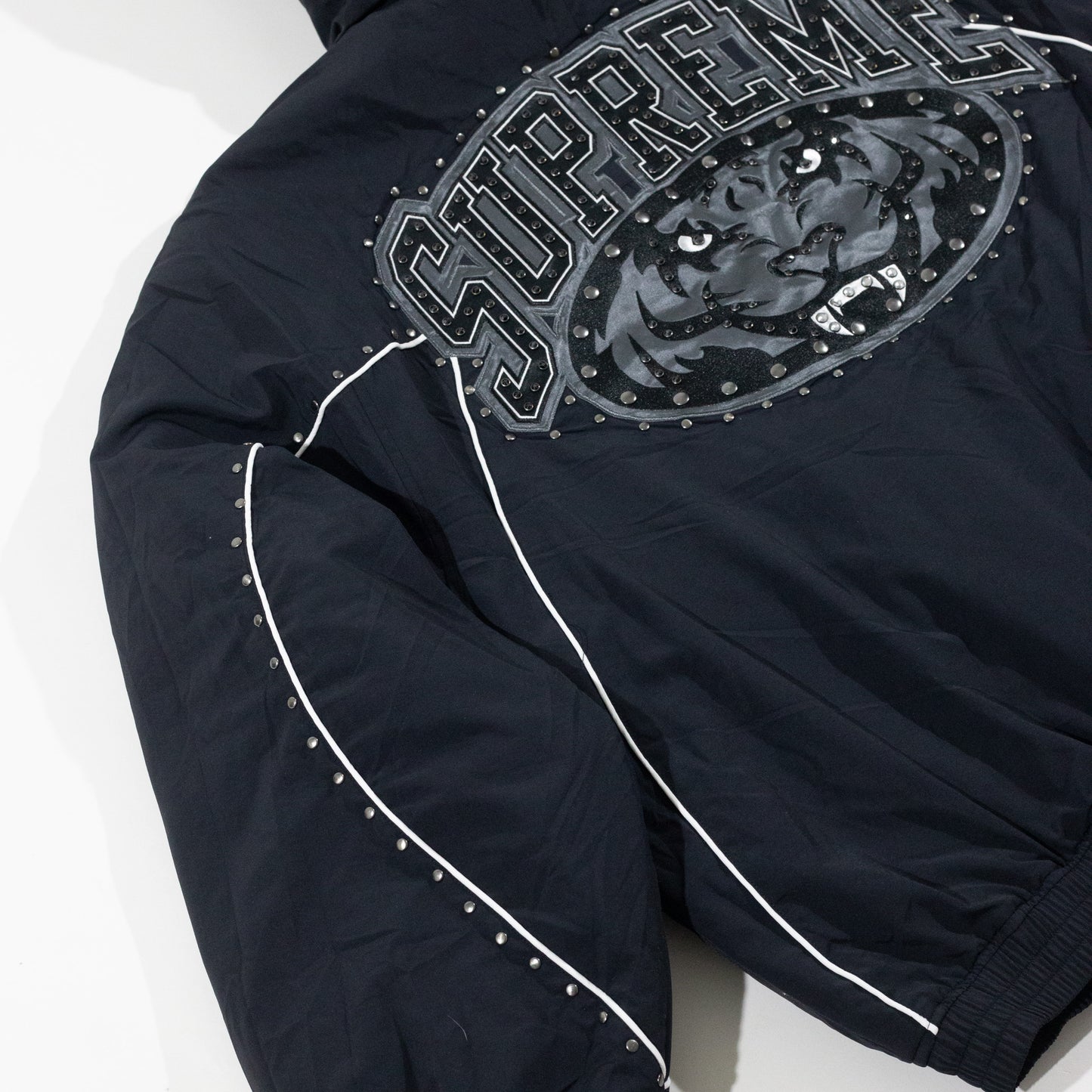 Jaqueta Supreme Studded Stadium Jacket