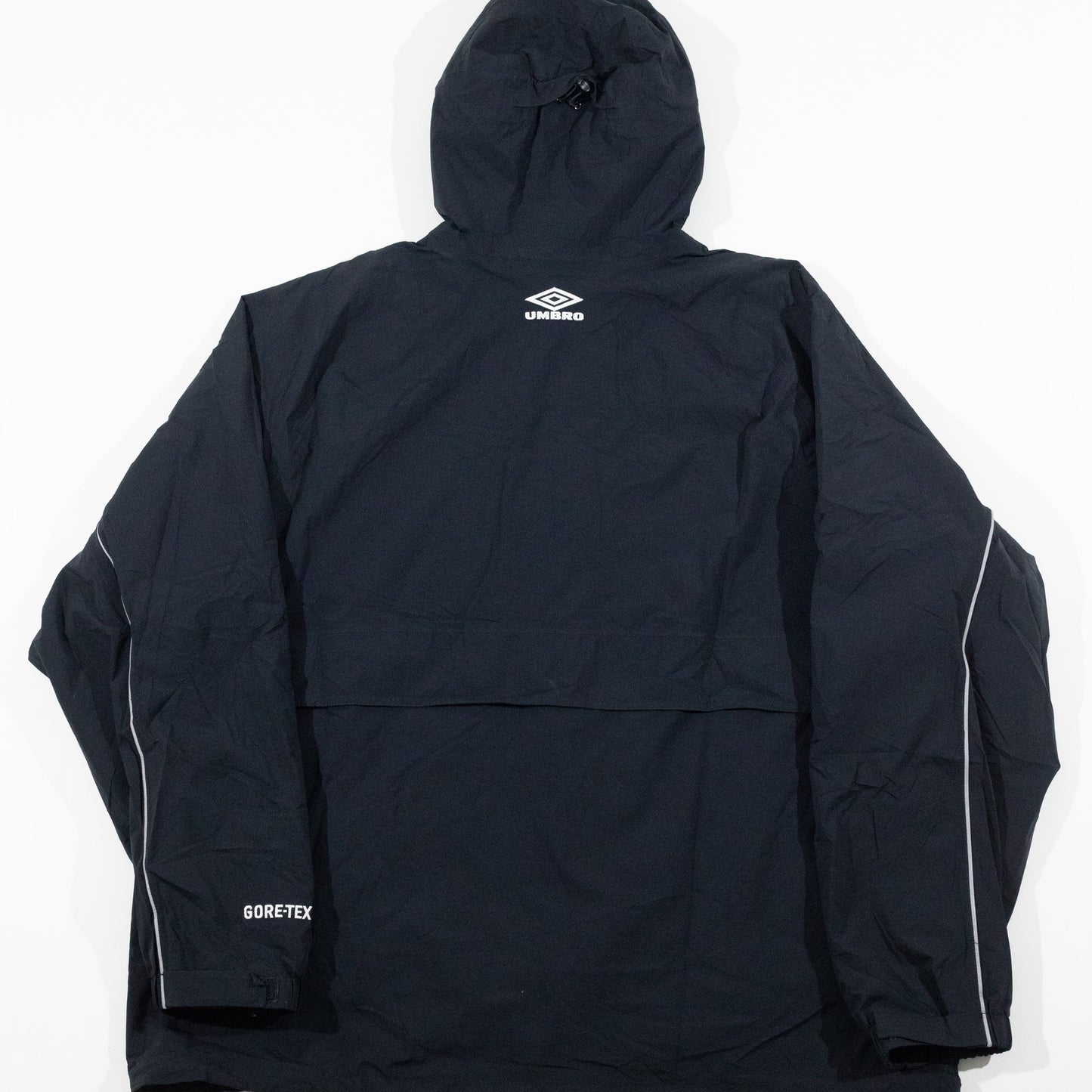 Jaqueta Supreme x Umbro GORE-TEX Preta