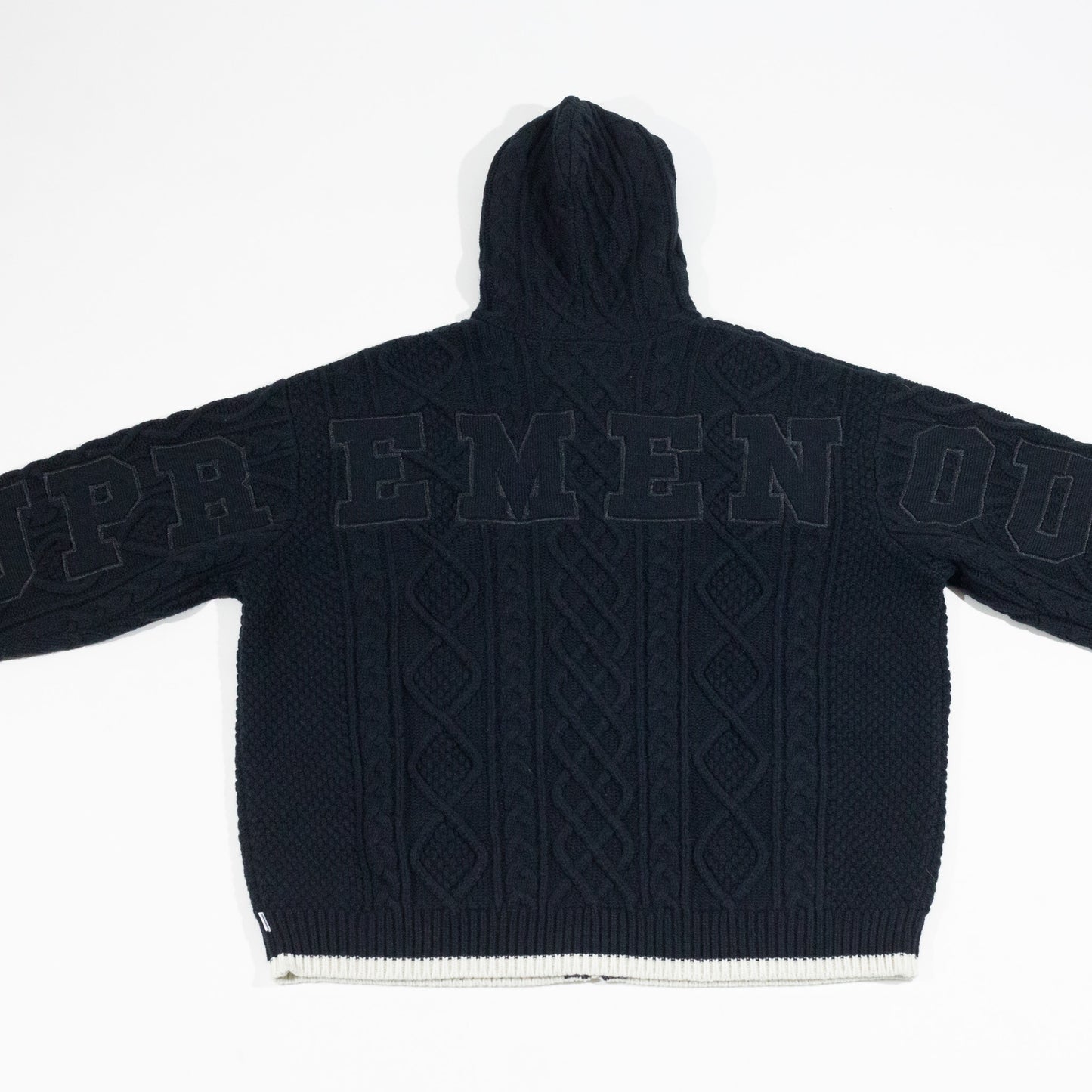 Jaqueta Supreme x Goodenough Preto