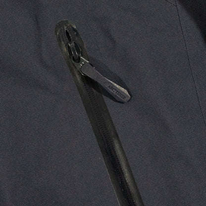 Jaqueta Arcteryx Beta Goretex - Black Sapphire