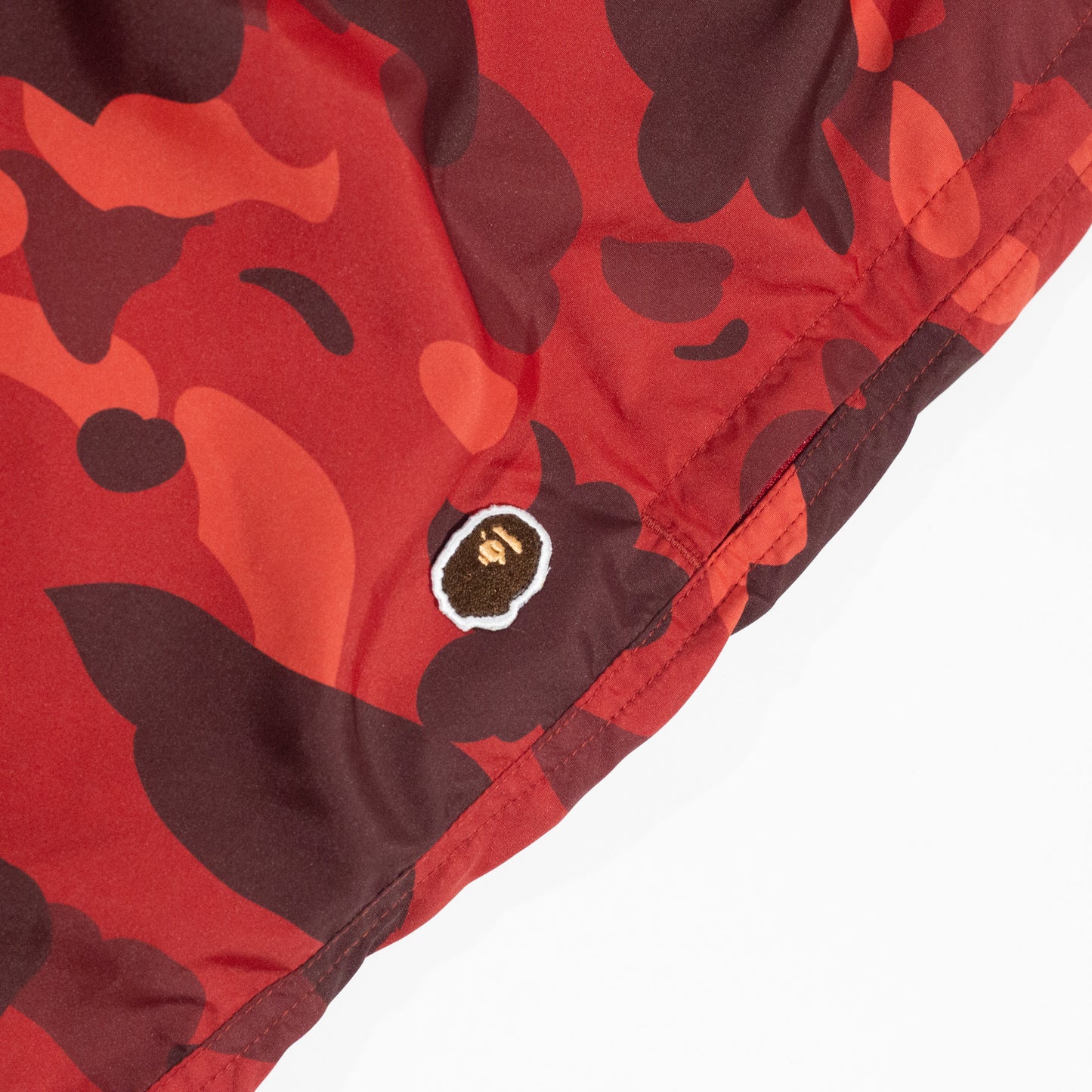 Bermuda BAPE Colour Camo One Point Beach Vermelha