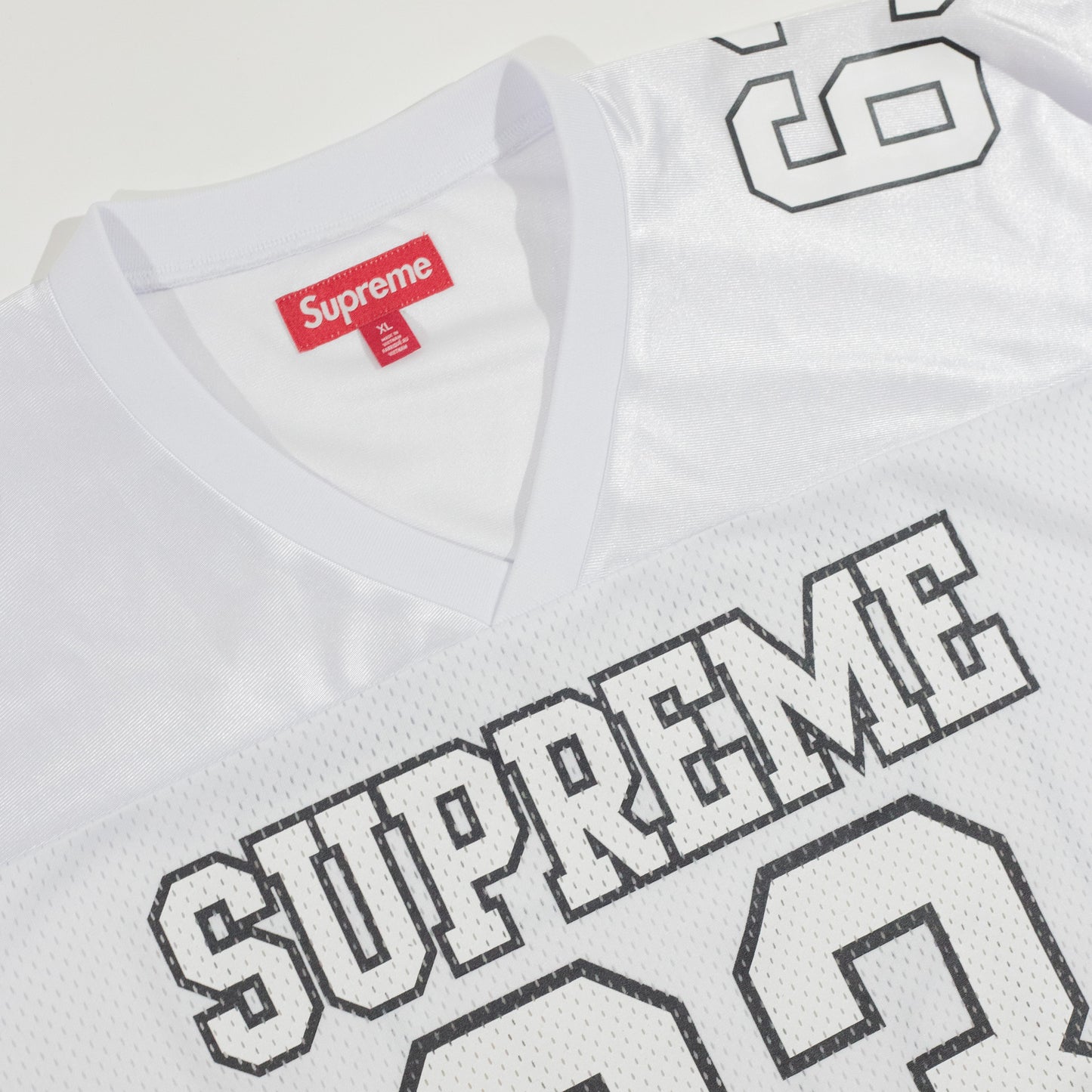 Jersey Supreme Bones Football Branca