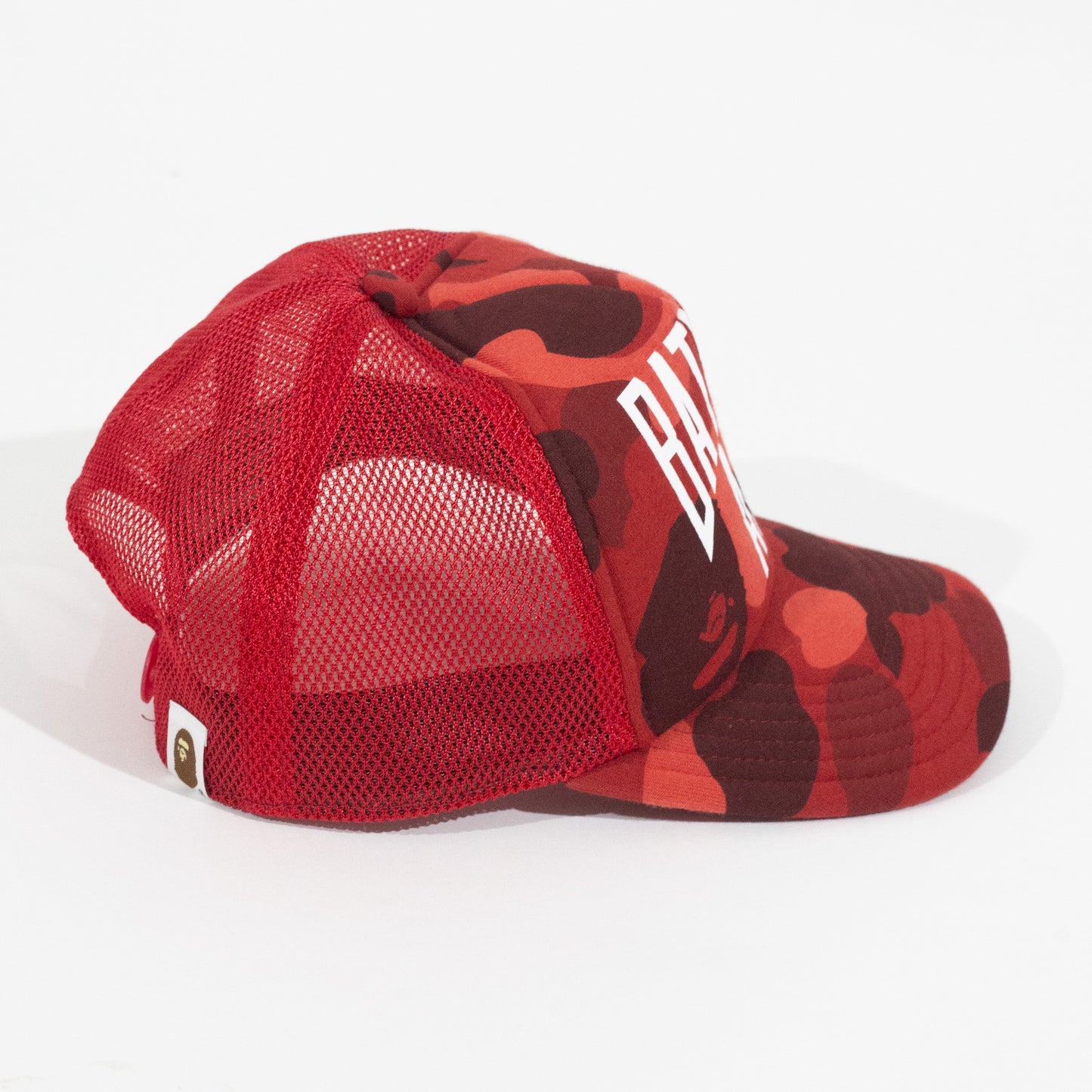 Bone BAPE Camo NYC Trucker Vermelho