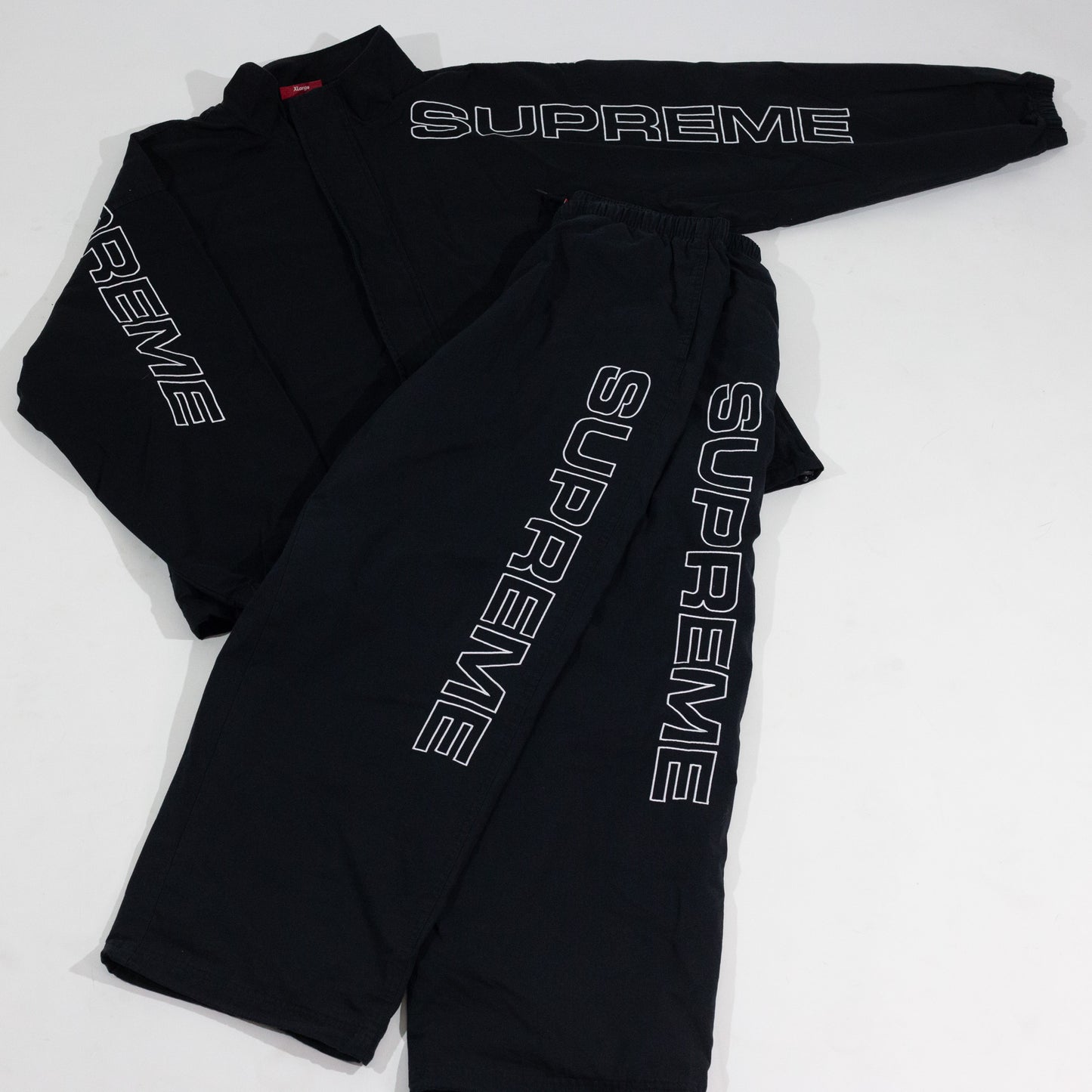 Calça Supreme Spellout Embroidered