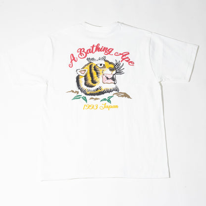 Camiseta BAPE Embroidery Style Souvenir Branca