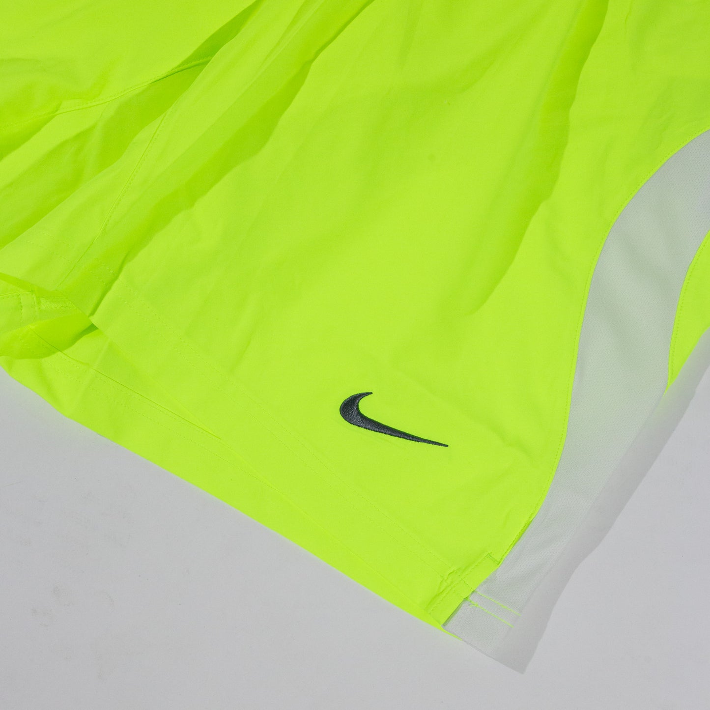 Bermuda Palace Skateboards x Nike - Total 90 ‘P90’ volt
