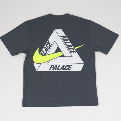Camiseta Palace Skateboards x Nike Charcoal