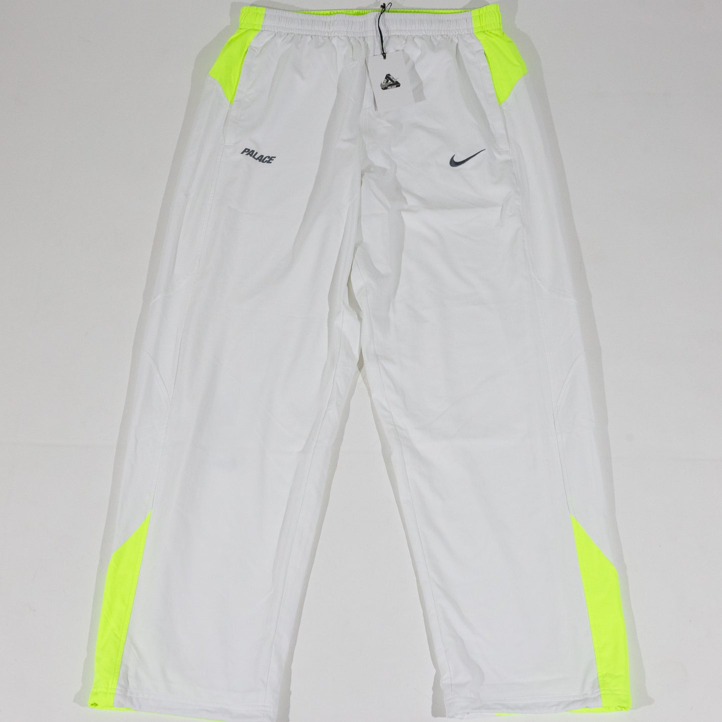 Conjunto Palace Skateboards x Nike - Total 90 ‘P90’ Branco